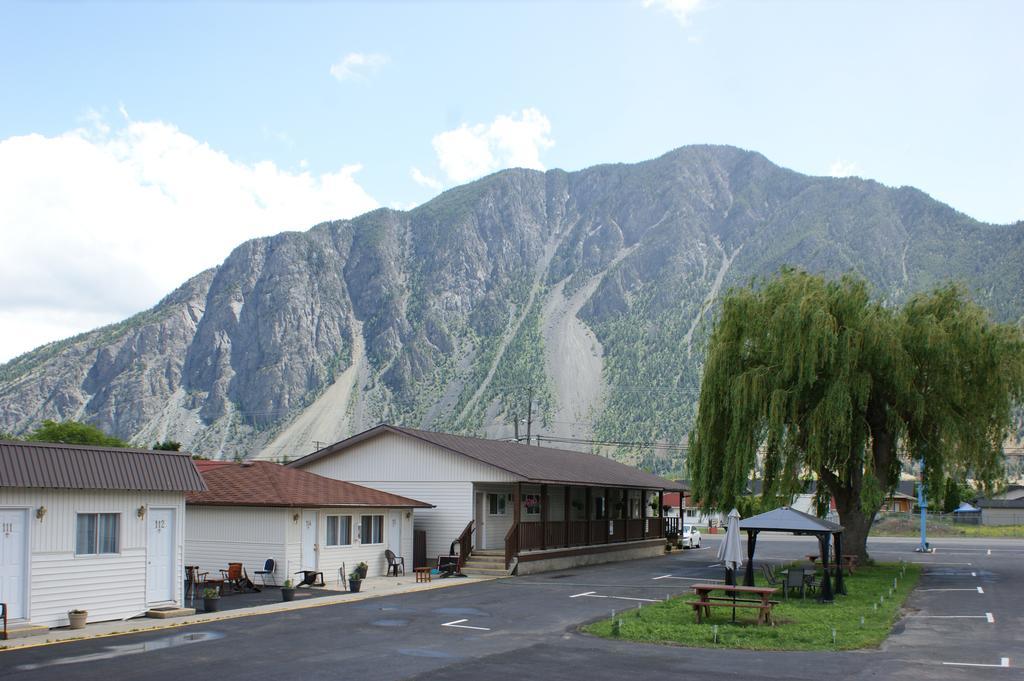 Keremeos Elks Motel المظهر الخارجي الصورة